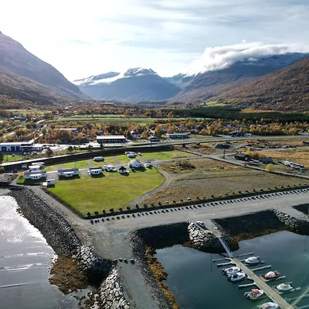 Løkvollstranda As Campeggio