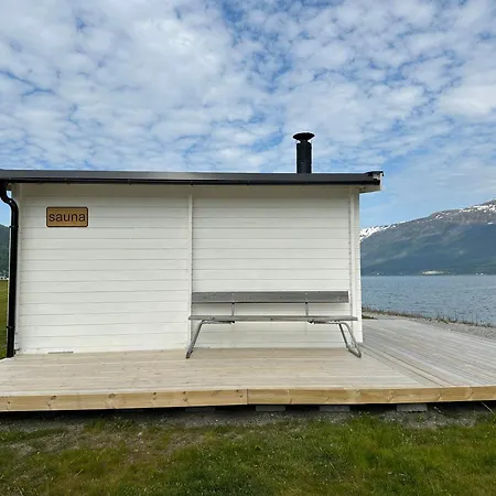 Løkvollstranda As *
