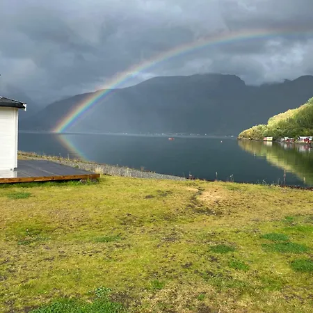 Campeggio Løkvollstranda As *