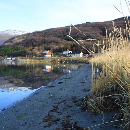 Løkvollstranda As
